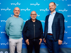 Die Chefdirigenten des MDR (v.l.n.r.): Josep Vila i Casanas, MDR-Rundfunkchor, Dennis Russell Davies (MDR-Sinfonieorchester) und Alexander Schmitt (MDR Kinderchor). Foto: Hagen Wolf