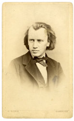 Johannes Brahms, Hamburg 1862, Foto v. F. König, Foto: Brahms-Institut der Musikhochschule Lübeck