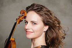 Julia Fischer, Foto: Uwe Arens