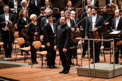 Kirill Petrenko und die Berliner Philharmonikrer, Foto: Stephan Rabold