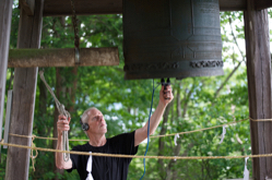 Robin Minard bei Aufnahmen in Kaminoyama für seine Klanginstrallation in Donaueschingen., Foto: SWR