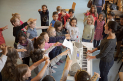 SING! in Berliner Grundschulen. Foto: Peter Adamik