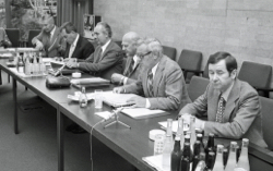 SR-Rundfunkratssitzung 1976 mit dem SR-Rundfunkratsvorsitzenden Albert Seyler, Foto: SR/Reiner F. Oettinger