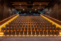 Zuschauerraum im NEST, der neuen Spielstätte der Wiener Staatsoper, Foto: Martina Berger